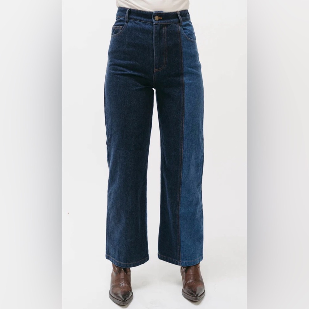 Sugar Cilantro Colorblock Two Tone Dark Medium Wash Straight Size 28